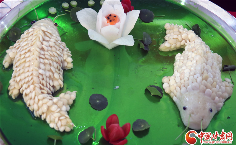 秀色可餐！隴上美食博覽會廚藝大師打動您的味蕾（組圖）