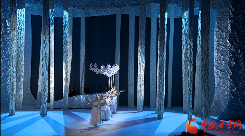 【圖說】  消費(fèi)扶貧，互利雙贏