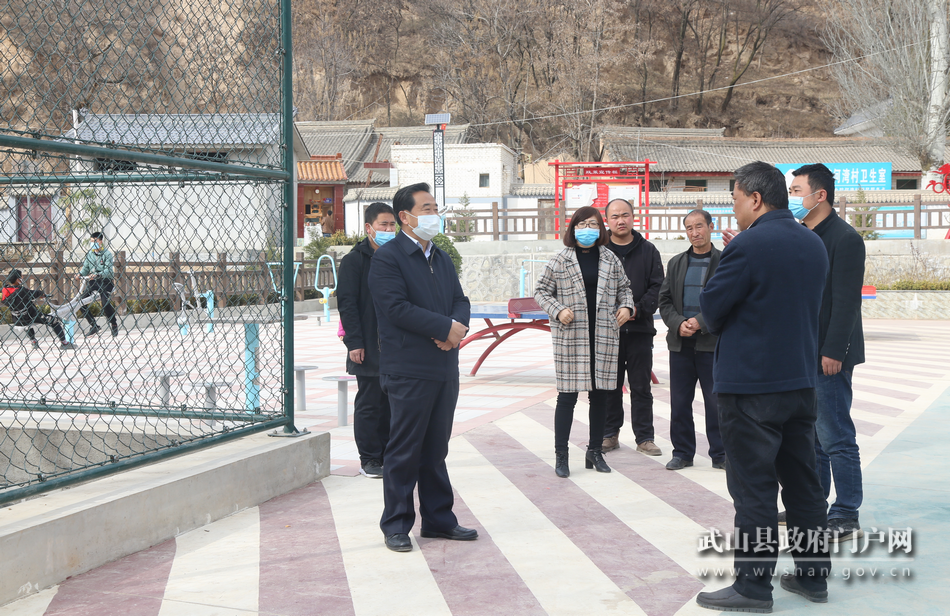 索鴻賓調(diào)研指導(dǎo)脫貧攻堅、鄉(xiāng)村振興等工作