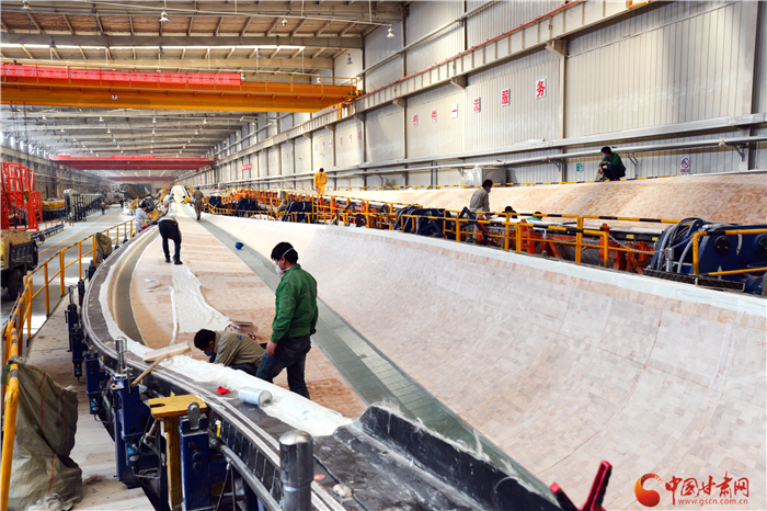 “擰緊”防控閥 打出“組合拳”——玉門(mén)市三向發(fā)力推動(dòng)疫情防控、復(fù)工復(fù)產(chǎn)、脫貧攻堅(jiān)齊頭并進(jìn)（圖）