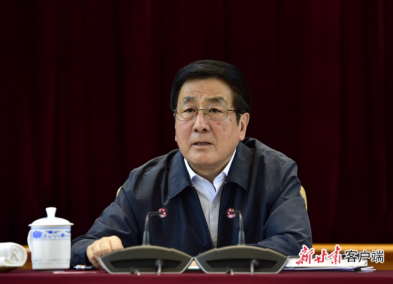 省委常委會(huì)召開擴(kuò)大會(huì)議 傳達(dá)學(xué)習(xí)習(xí)近平總書記重要講話和全國兩會(huì)精神 安排部署甘肅省貫徹落實(shí)工作 林鐸主持并講話 唐仁健歐陽堅(jiān)孫偉等出席