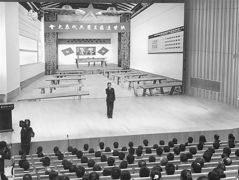 蘭州市開(kāi)展“學(xué)黨史、頌黨恩、跟黨走”紅色文化進(jìn)校園活動(dòng)