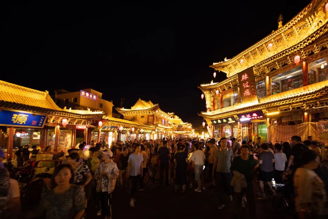 古風(fēng)、華美、浪漫、美味……現(xiàn)實(shí)版“清明上河圖”，就在這里！