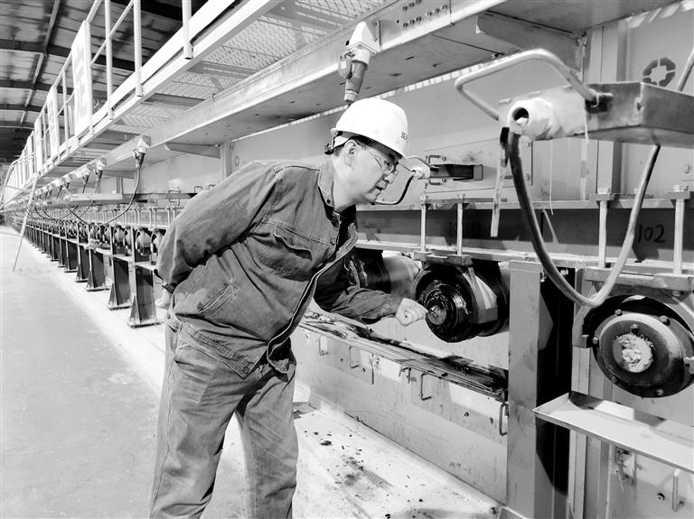 高溫下的堅守，讓世界變得更“透明”